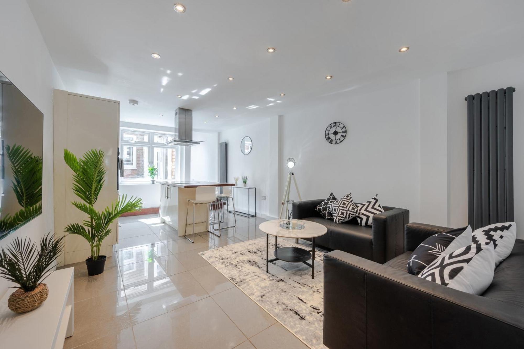 Stylish Two Bedroom Apartment By Central London With Garden Exteriör bild